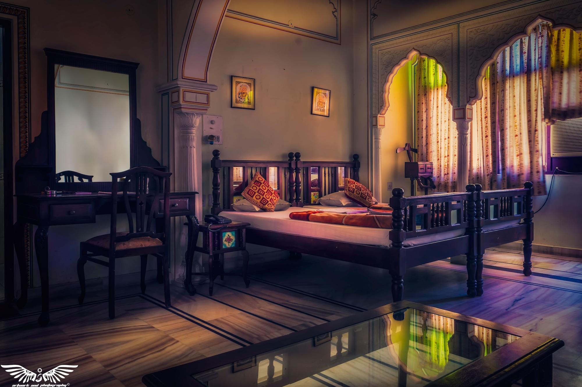Hotel Krishna Palace - A Heritage 3*