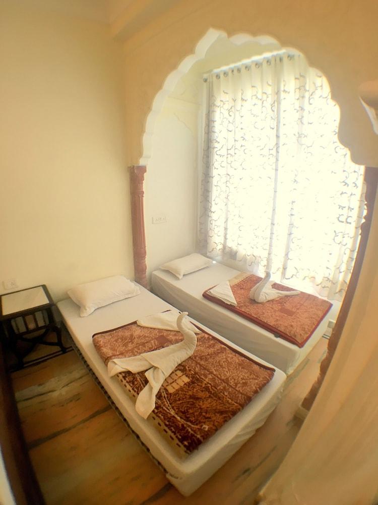 Krishna Palace - A Heritage Hotel
