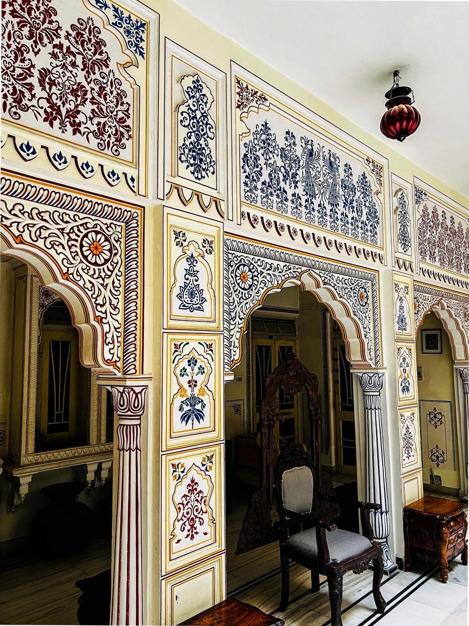 Hotel Krishna Palace - A Heritage 3*
