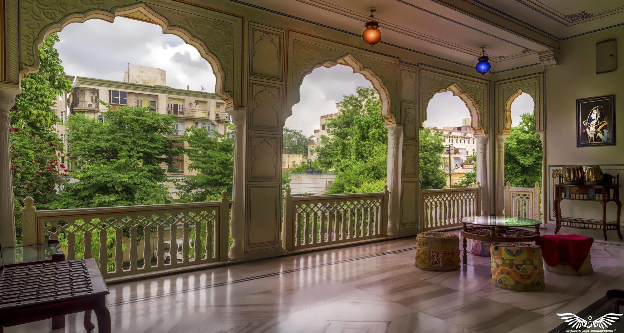 Hotel Krishna Palace - A Heritage 3*